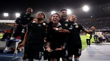 موعد المباراة.. تشيلسي يواجه ليدز في قمة الدوري الإنجليزي